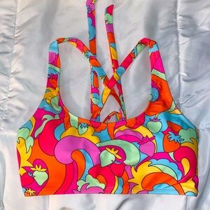 Kulani Kinis- Juicy Fruit medium top